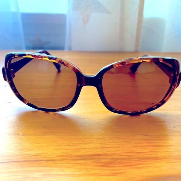 Tortoise Shell Style Sunglasses - Picture 1 of 3